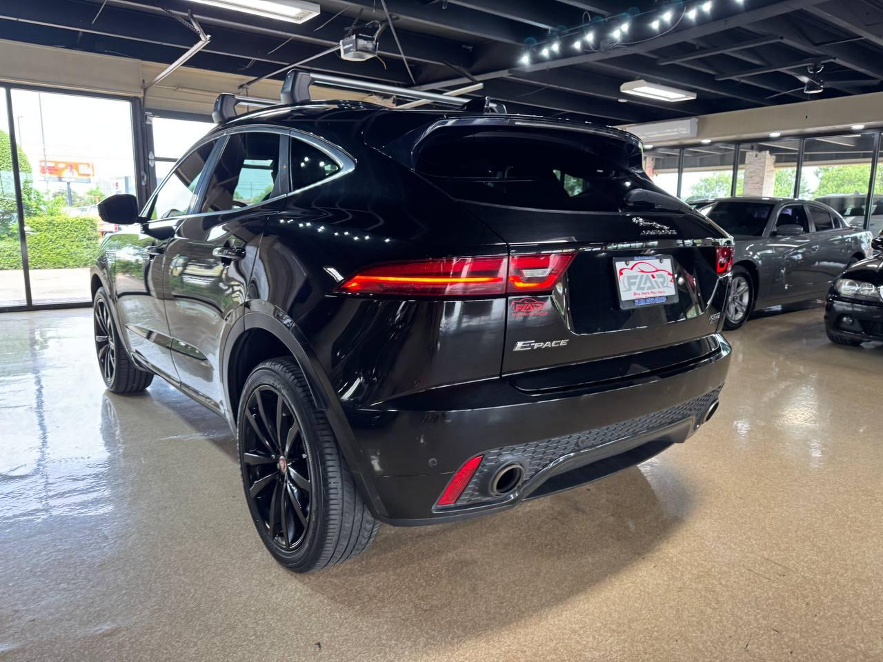 Jaguar E-Pace P300 AWD R-Dynamic HSE 2018
