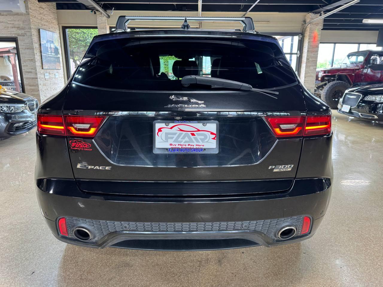 Jaguar E-Pace P300 AWD R-Dynamic HSE 2018
