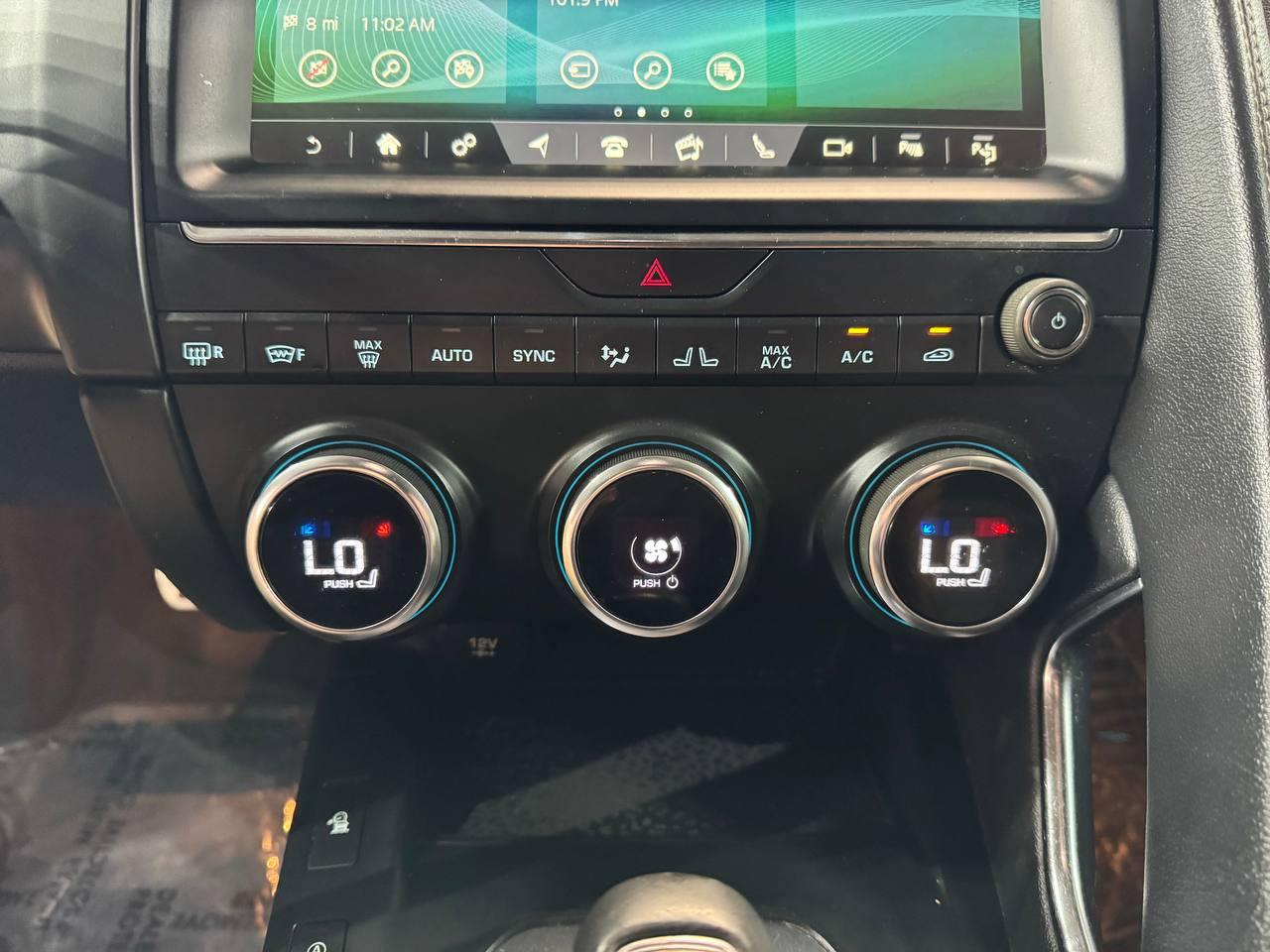 Jaguar E-Pace P300 AWD R-Dynamic HSE 2018