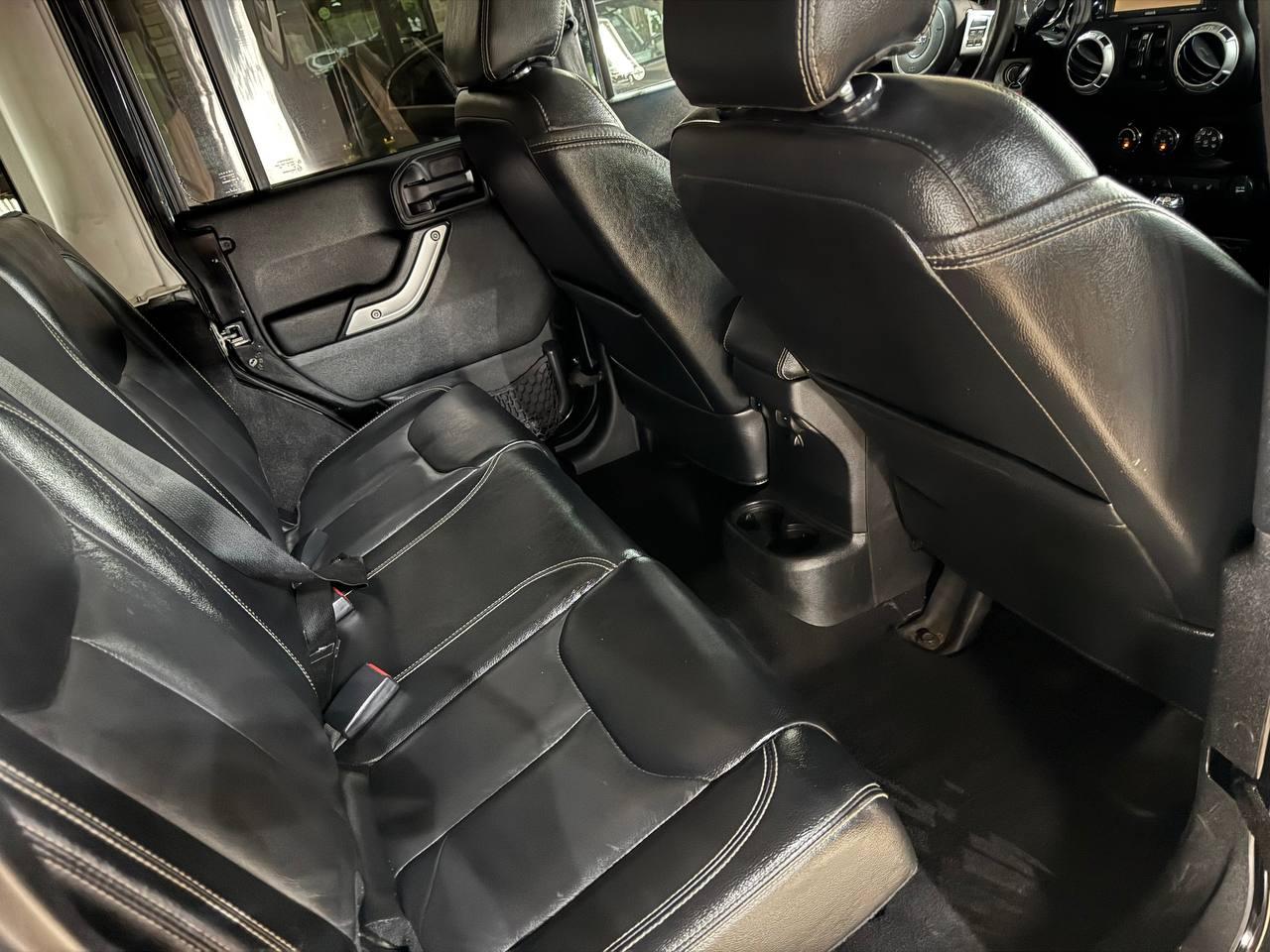 Jeep Wrangler Unlimited 4WD 4dr Rubicon Hard Rock 2016