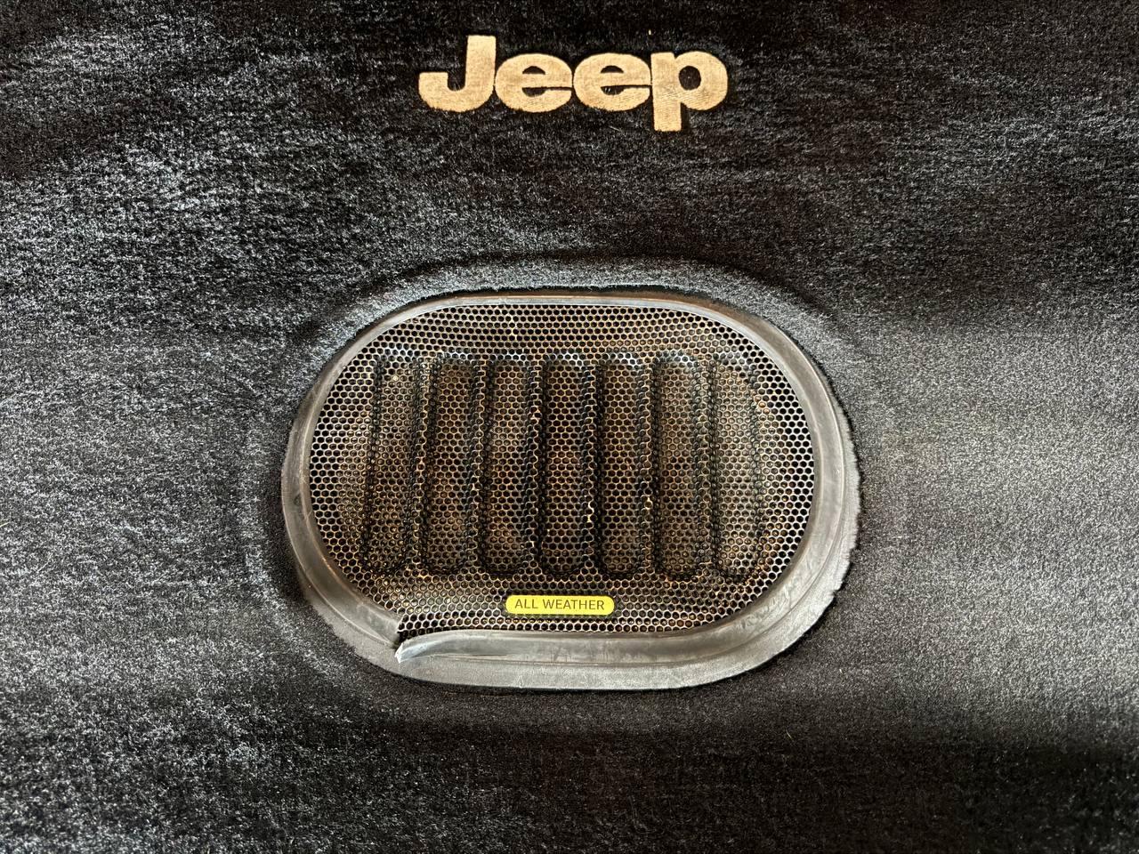 Jeep Wrangler Unlimited 4WD 4dr Rubicon Hard Rock 2016