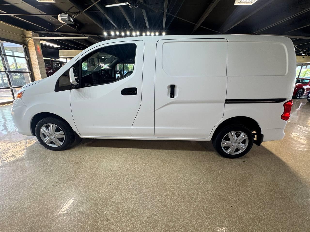 Nissan NV200 Compact Cargo I4 SV 2017