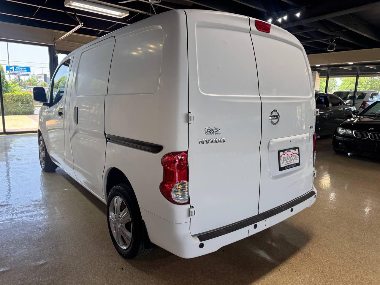 Nissan NV200 Compact Cargo I4 SV 2017