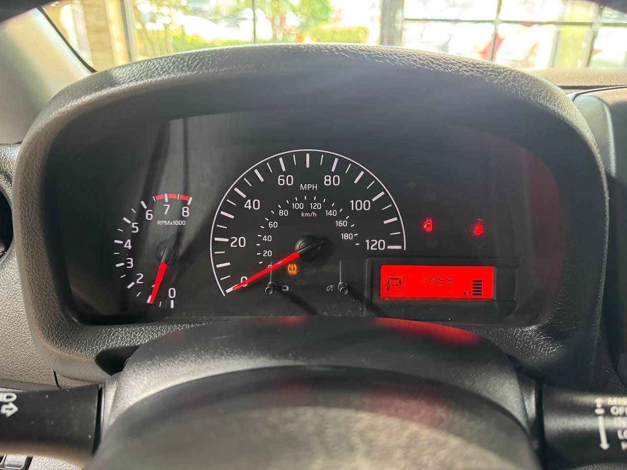 Nissan NV200 Compact Cargo I4 SV 2017