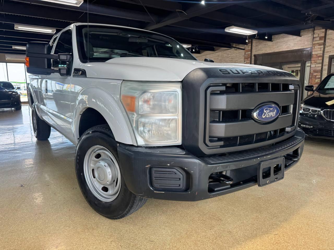 2015 Ford Super Duty F-250 SRW 2WD SuperCab 142" XLT