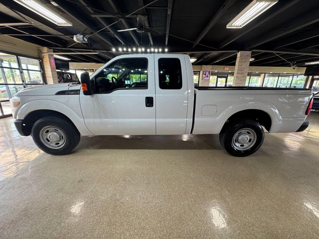 Ford Super Duty F-250 SRW 2WD SuperCab 158" Lariat 2015