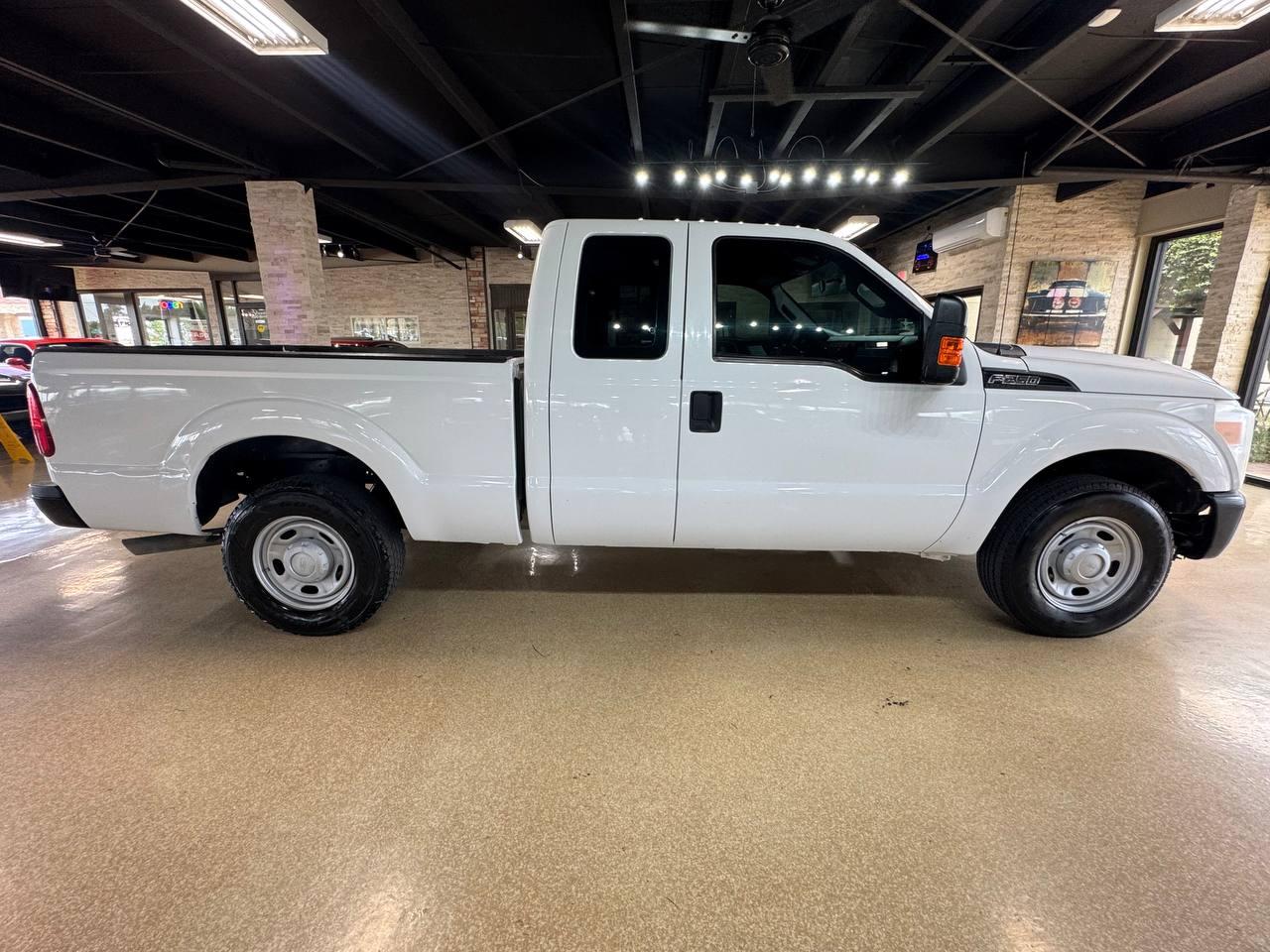 Ford Super Duty F-250 SRW 2WD SuperCab 158" Lariat 2015
