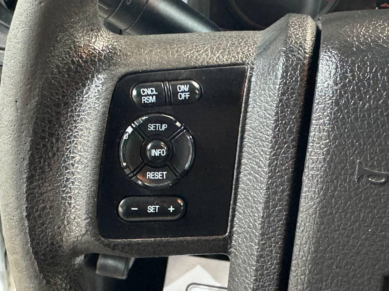 Ford Super Duty F-250 SRW 2WD SuperCab 158" Lariat 2015