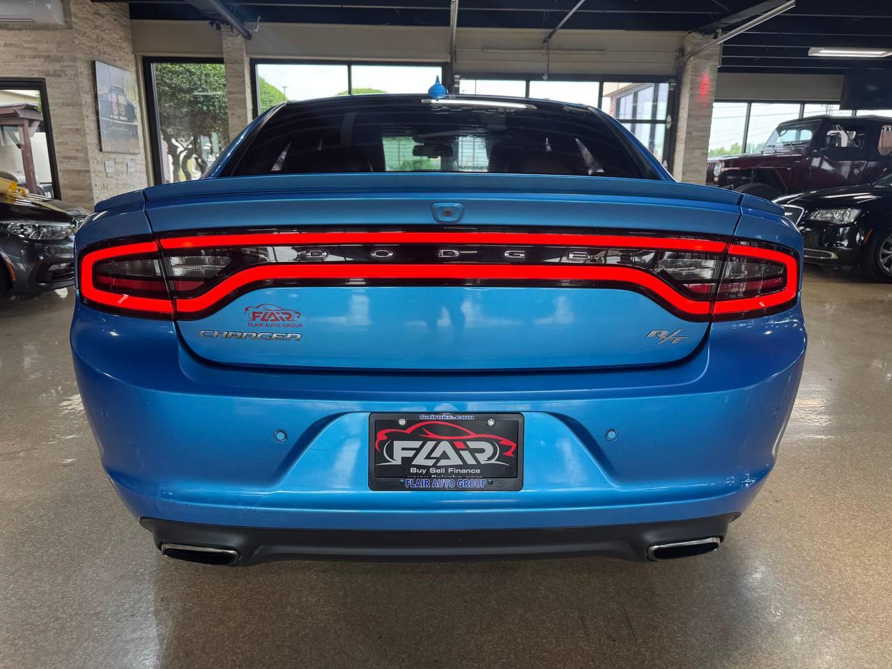Dodge Charger 4dr Sdn RT RWD 2015