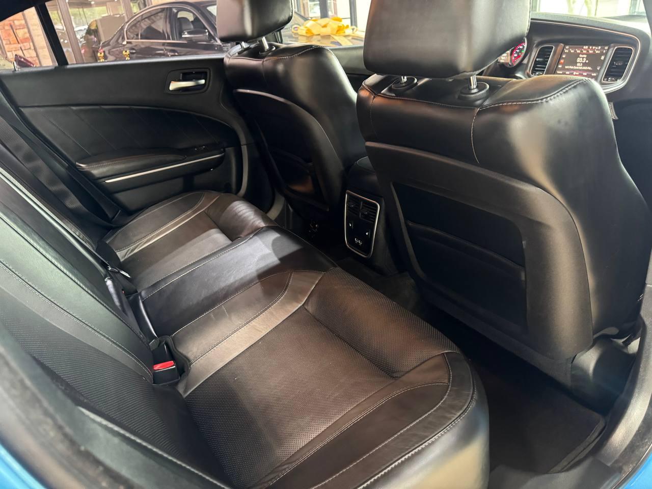 Dodge Charger 4dr Sdn RT RWD 2015