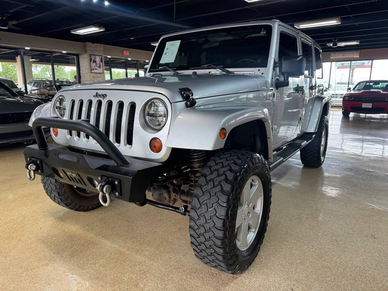 Jeep Wrangler Unlimited 4WD 4dr Sahara 2012