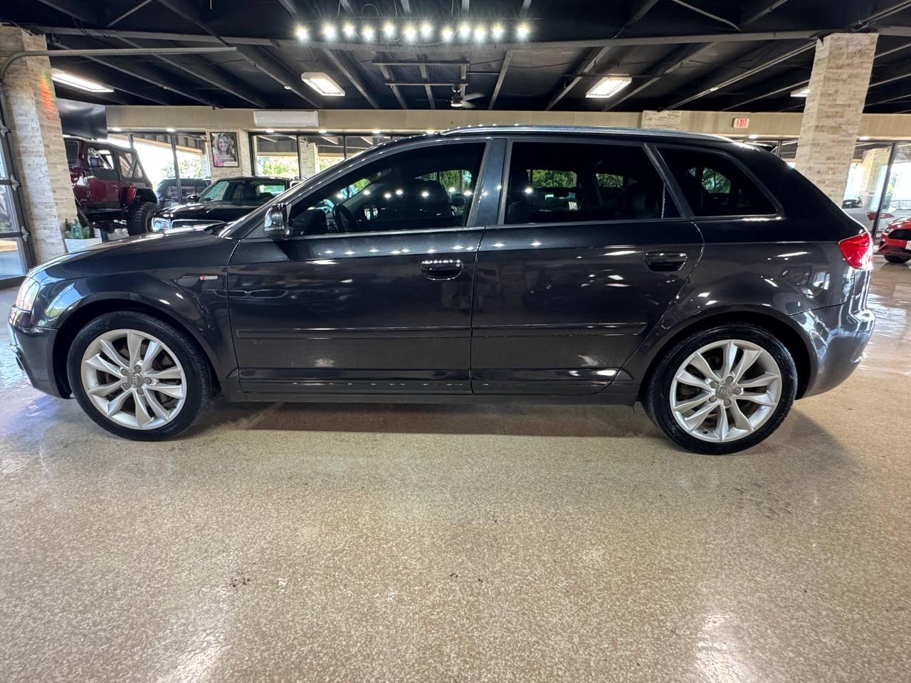 Audi A3 4dr HB S tronic FrontTrak 2.0T Premium 2013