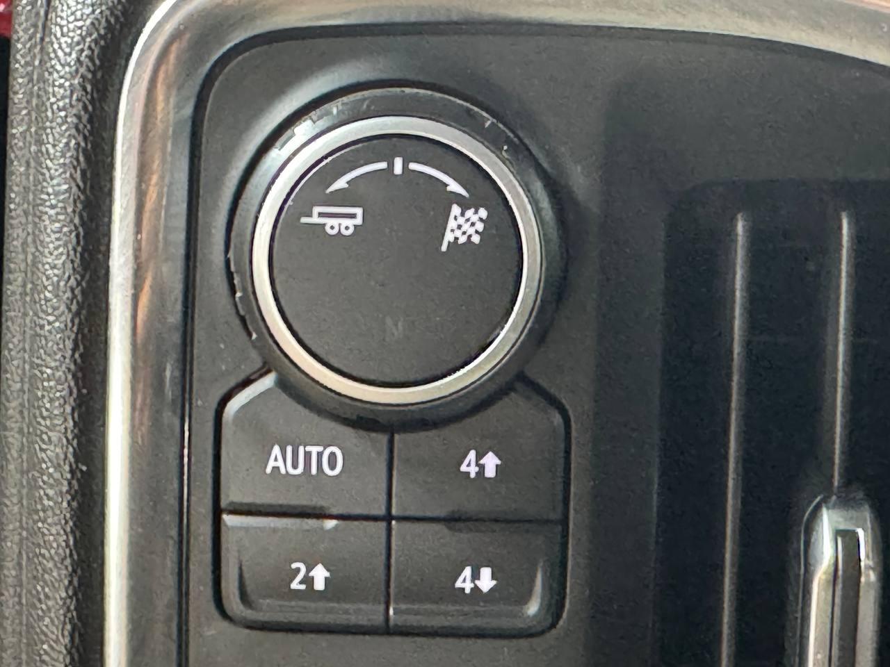 Chevrolet Silverado 1500 4WD Crew Cab 147" LT Trail Boss 2019
