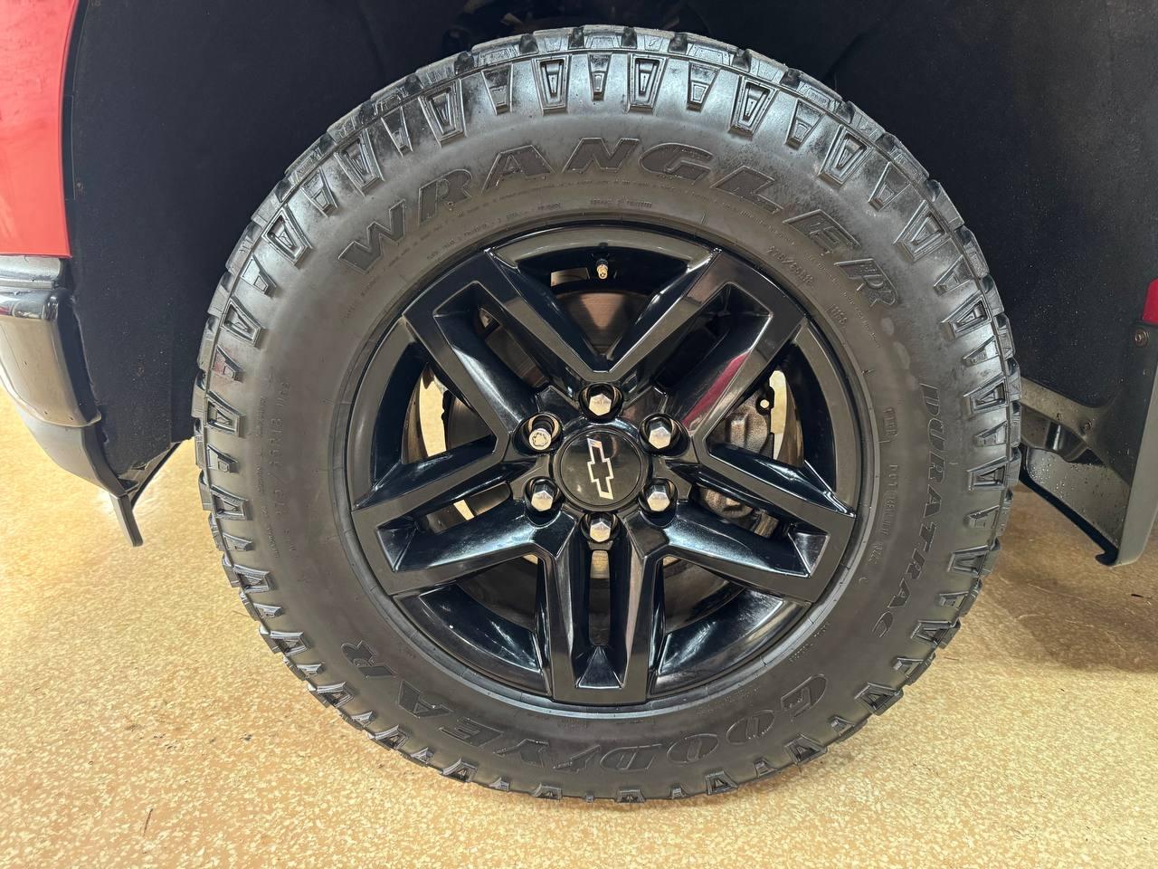 Chevrolet Silverado 1500 4WD Crew Cab 147" LT Trail Boss 2019