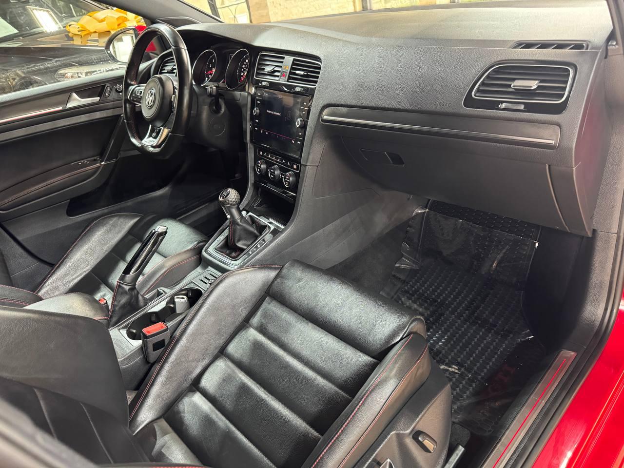 Volkswagen Golf GTI 2.0T S Manual 2018