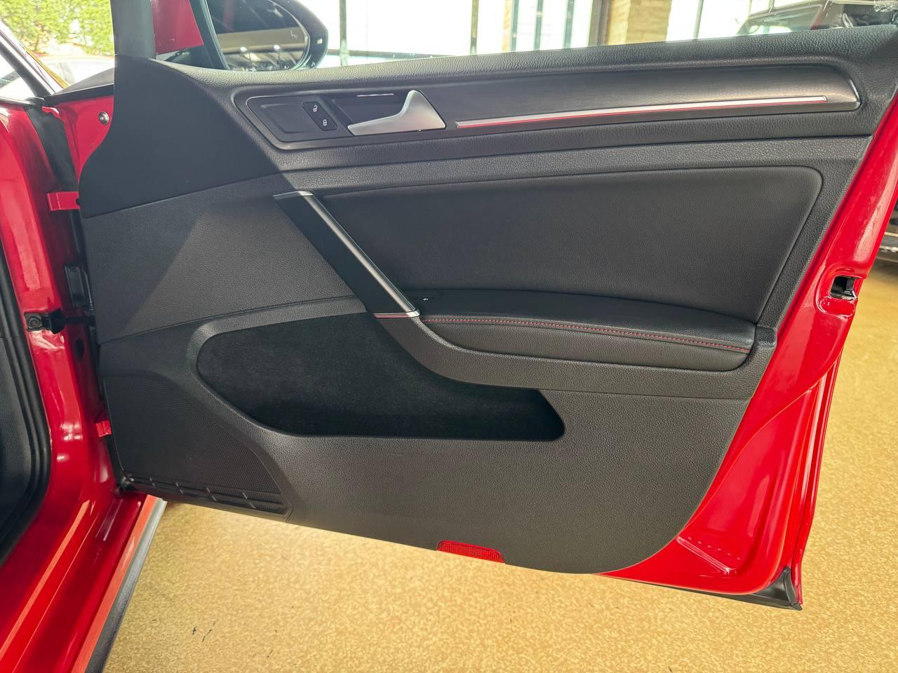 Volkswagen Golf GTI 2.0T S Manual 2018