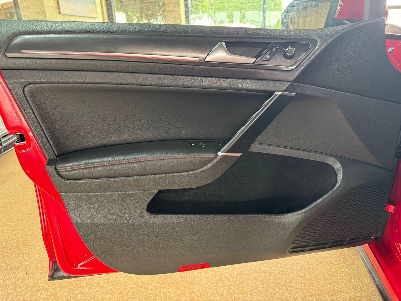 Volkswagen Golf GTI 2.0T S Manual 2018