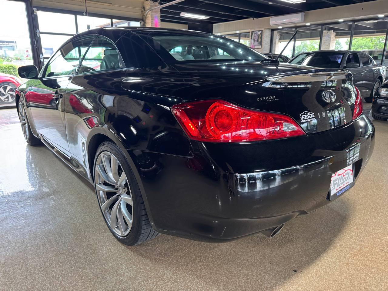 Infiniti G37 Convertible 2dr Base 2009