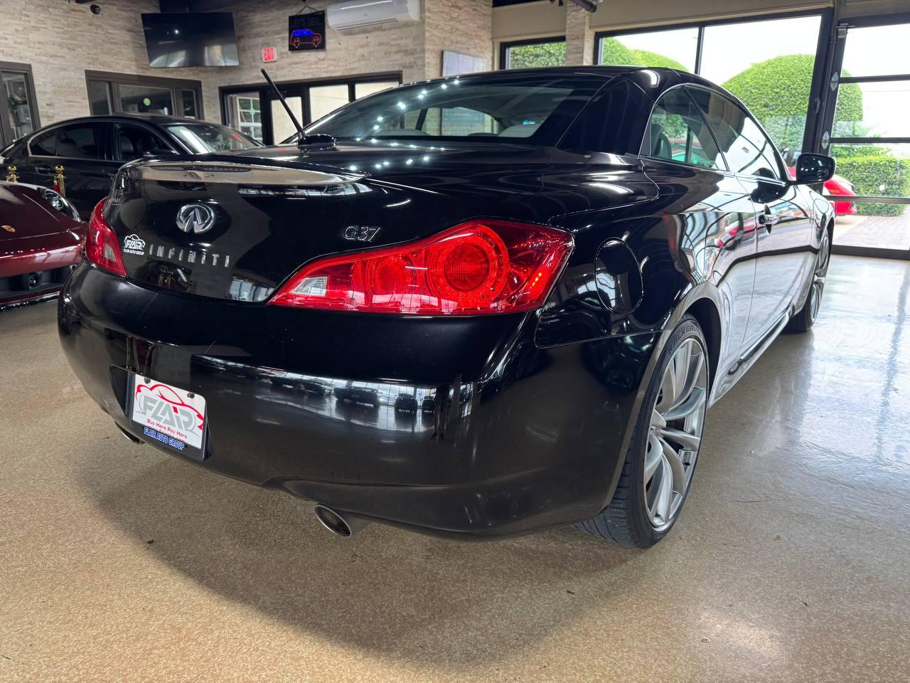 Infiniti G37 Convertible 2dr Base 2009