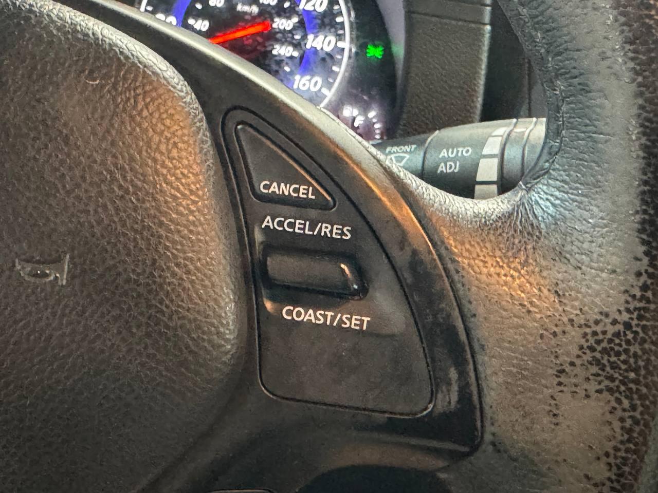 Infiniti G37 Convertible 2dr Base 2009