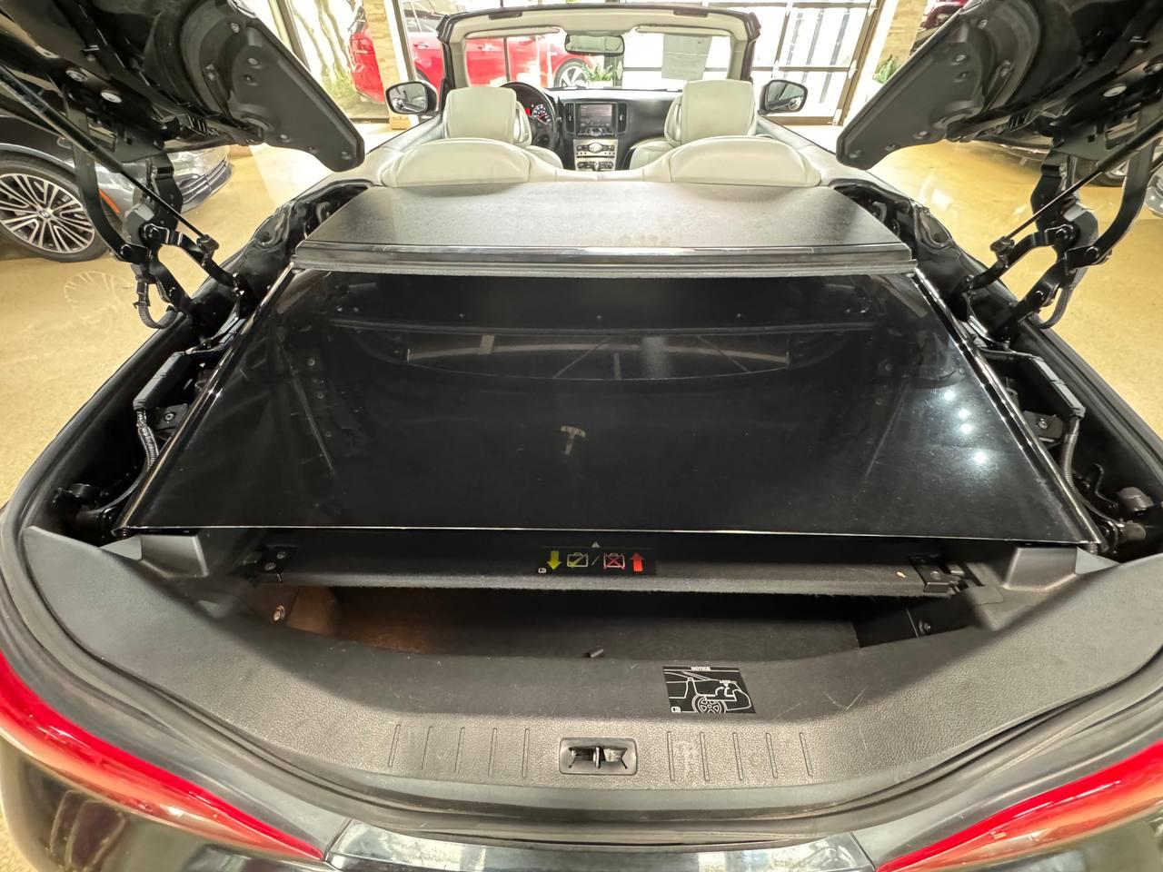 Infiniti G37 Convertible 2dr Base 2009