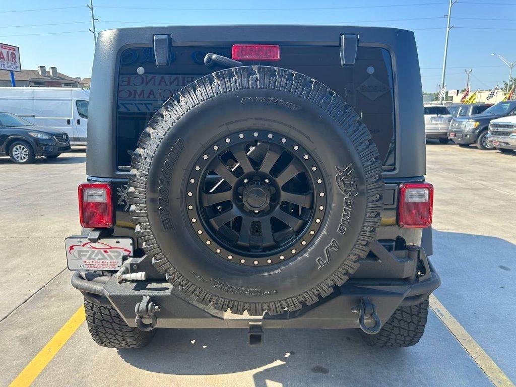 Jeep Wrangler Unlimited 4WD 4dr Sport 2012