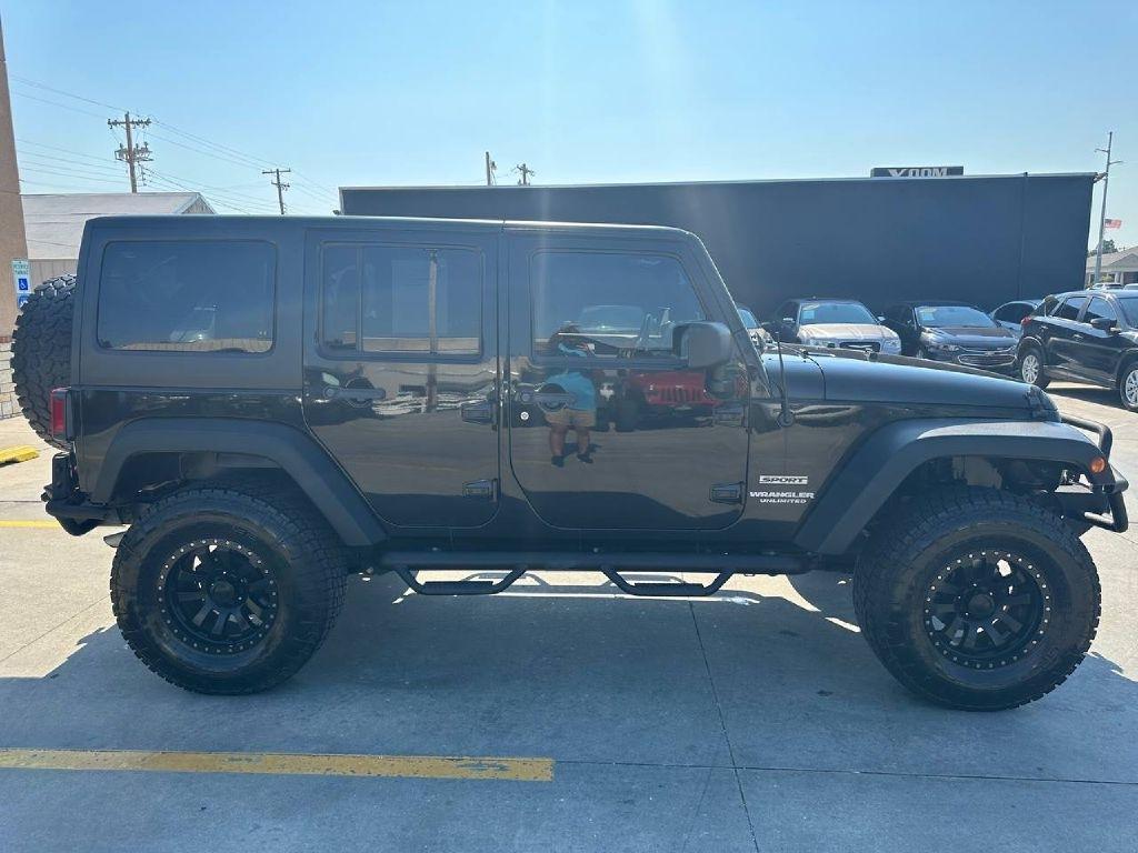 Jeep Wrangler Unlimited 4WD 4dr Sport 2012