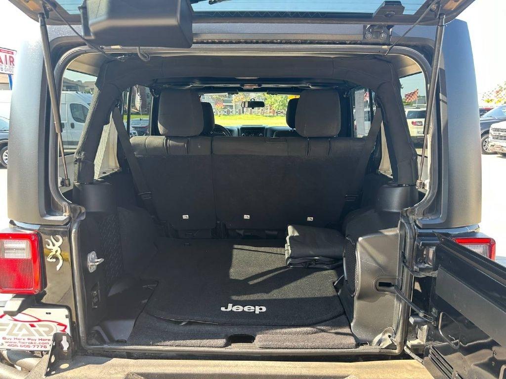 Jeep Wrangler Unlimited 4WD 4dr Sport 2012