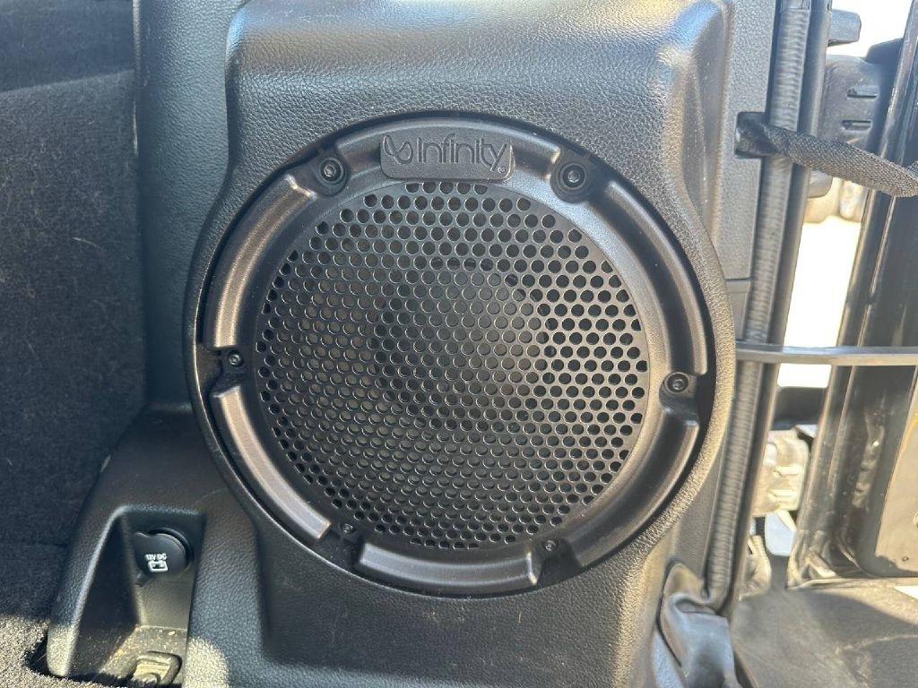 Jeep Wrangler Unlimited 4WD 4dr Sport 2012