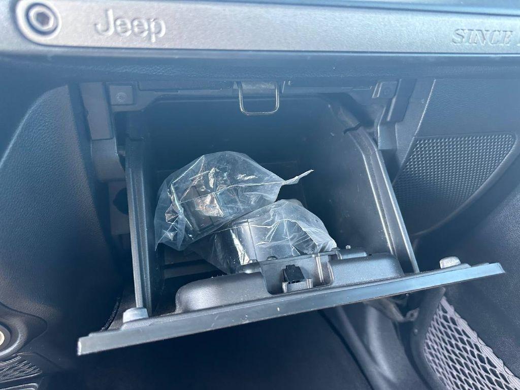 Jeep Wrangler Unlimited 4WD 4dr Sport 2012