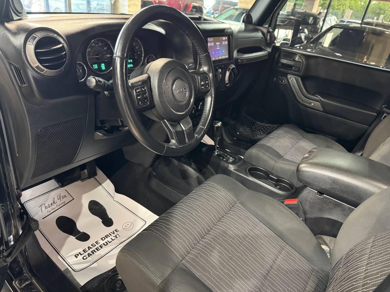 Jeep Wrangler Unlimited 4WD 4dr Sport 2012