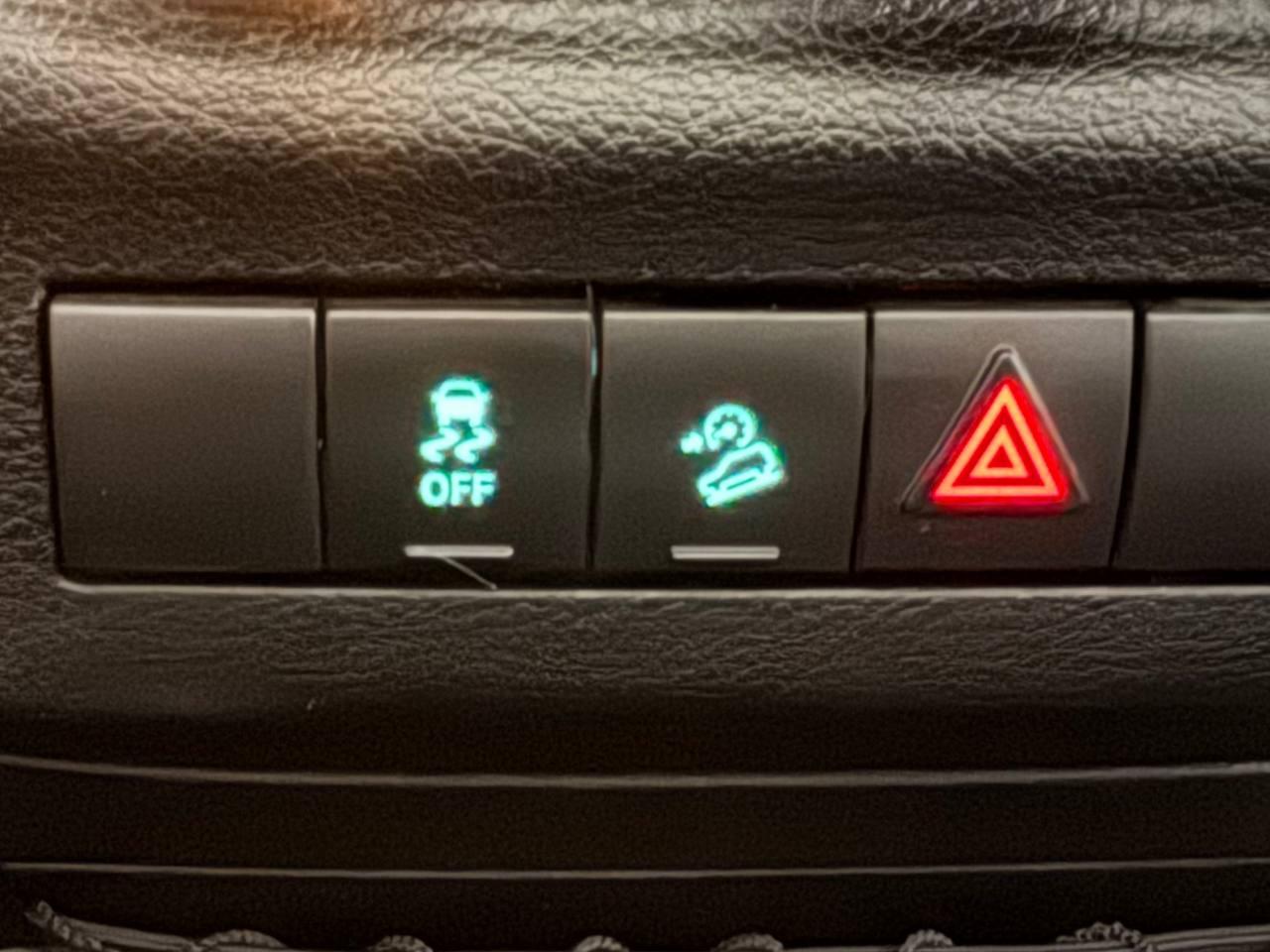 Jeep Wrangler Unlimited 4WD 4dr Sport 2012