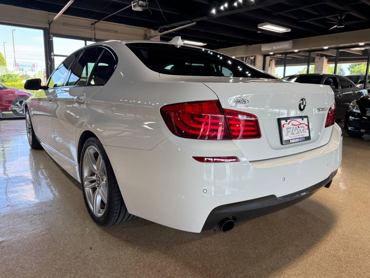 BMW 5 Series 4dr Sdn 535i RWD 2013