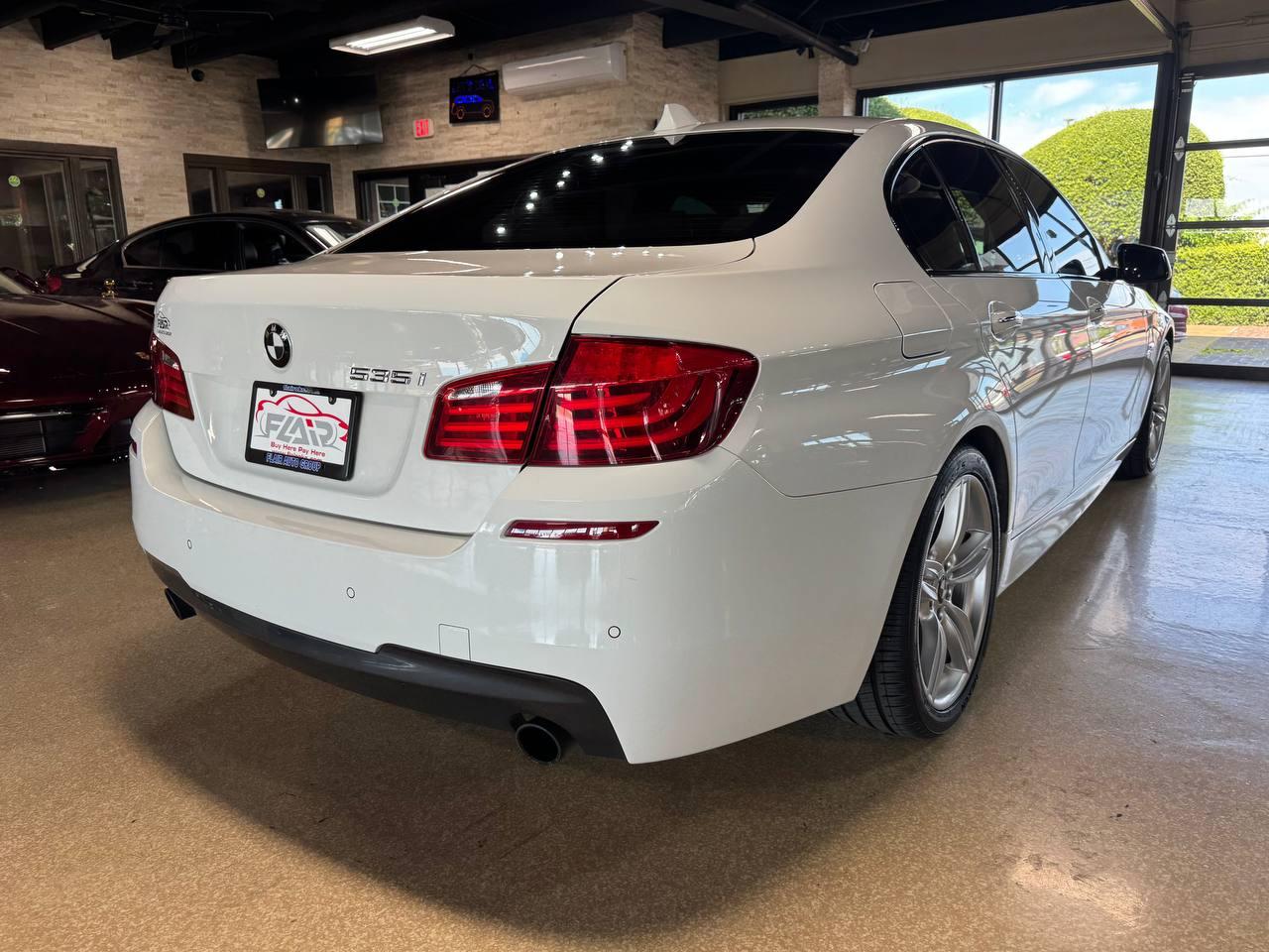 BMW 5 Series 4dr Sdn 535i RWD 2013