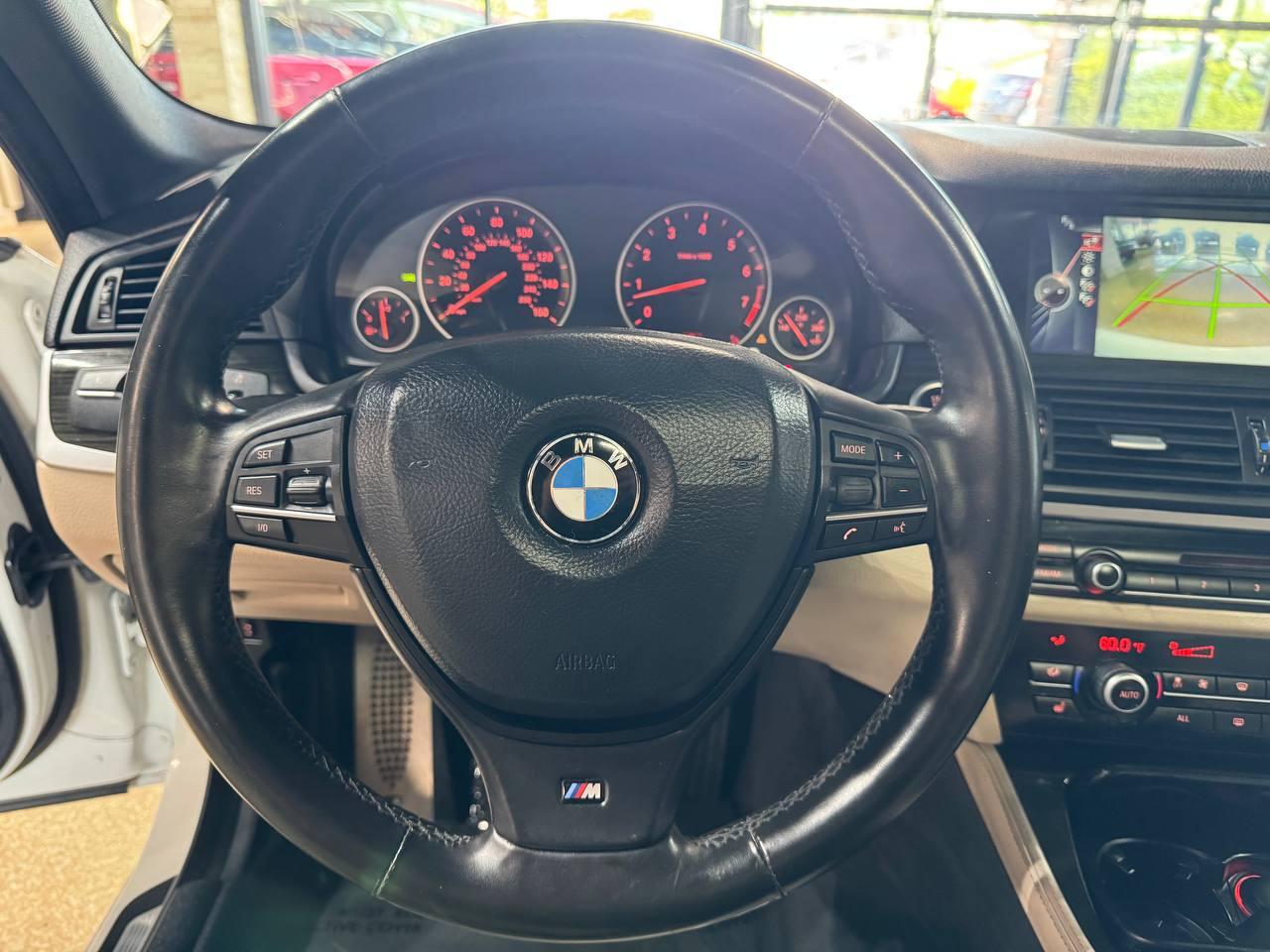 BMW 5 Series 4dr Sdn 535i RWD 2013