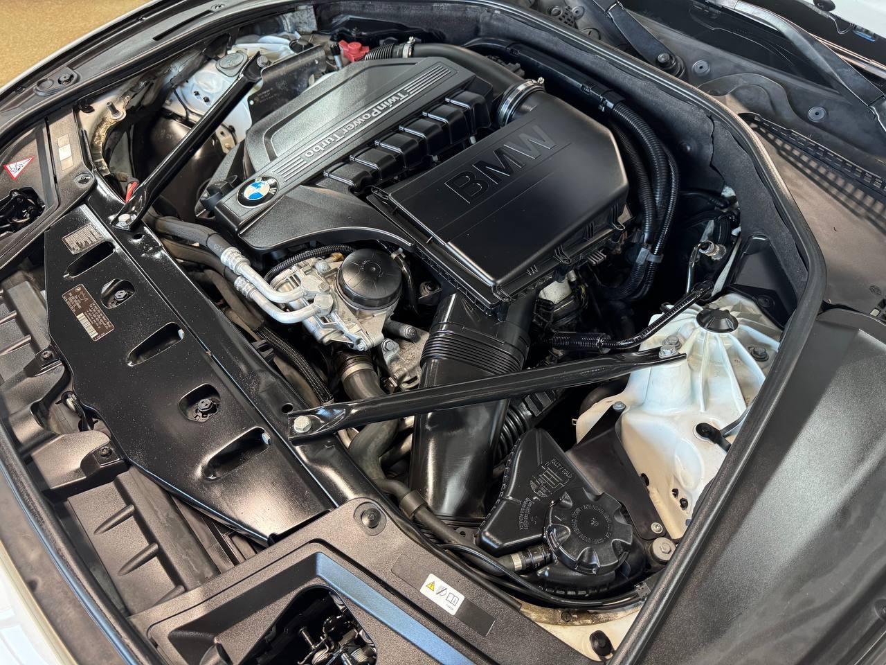 BMW 5 Series 4dr Sdn 535i RWD 2013
