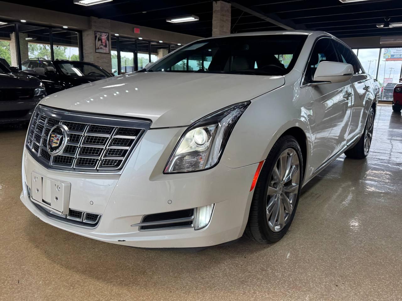 Cadillac XTS 4dr Sdn Premium FWD 2013