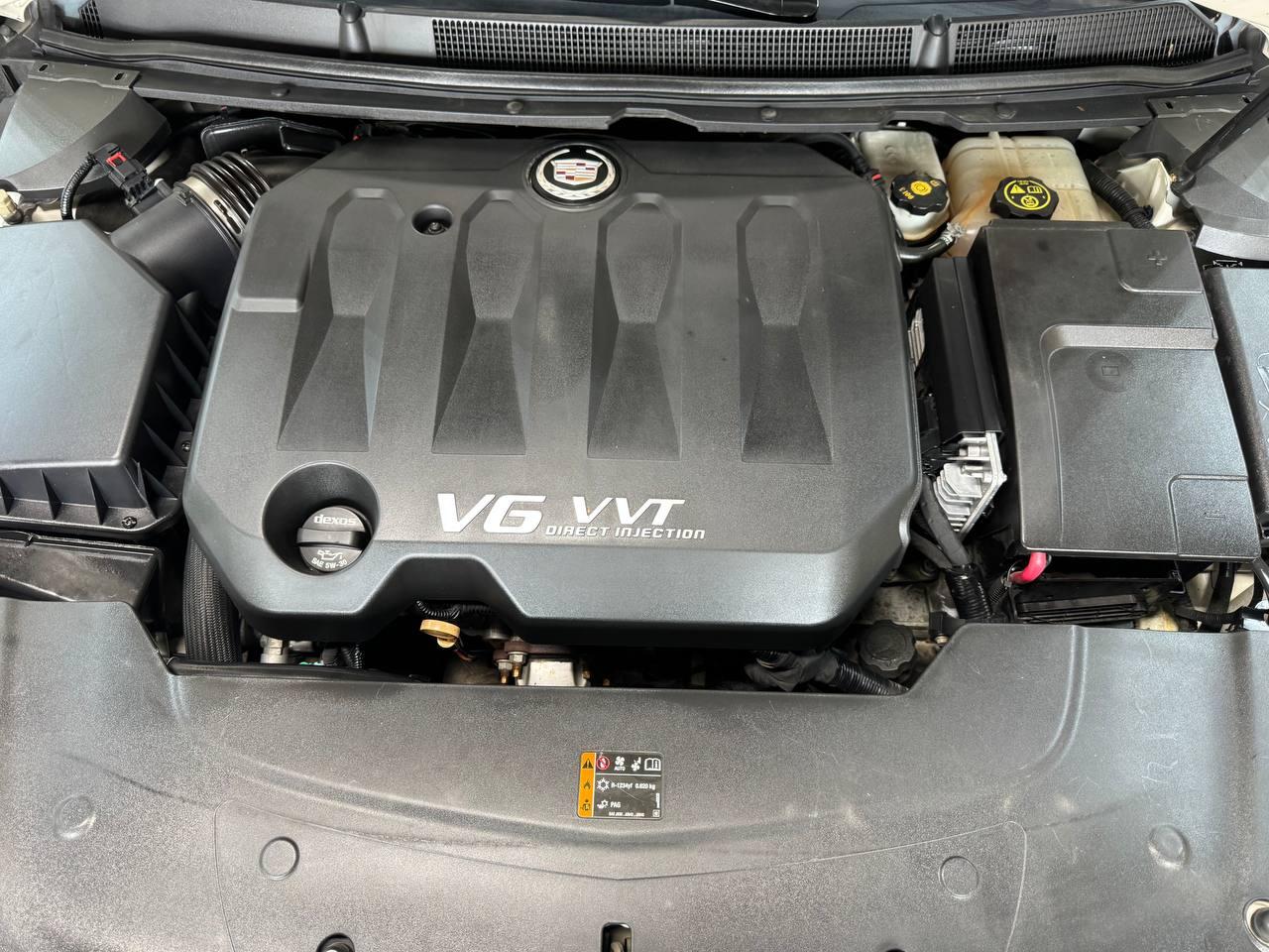 Cadillac XTS 4dr Sdn Premium FWD 2013