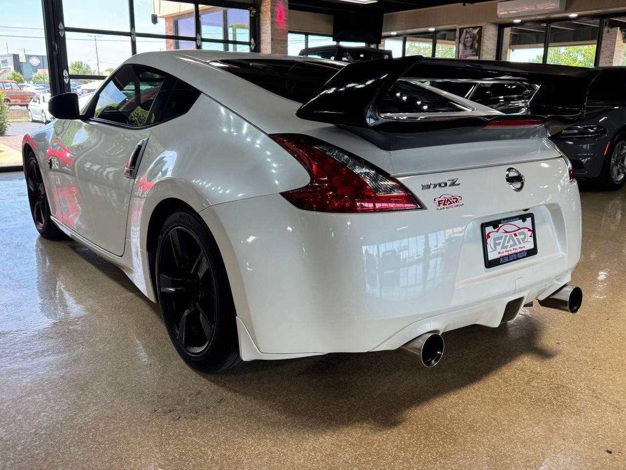 Nissan 370Z 2dr Cpe Auto 2012