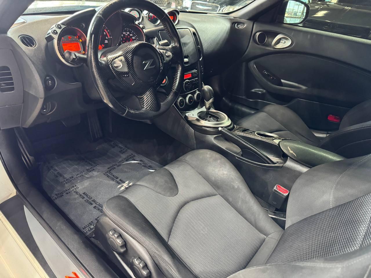Nissan 370Z 2dr Cpe Auto 2012