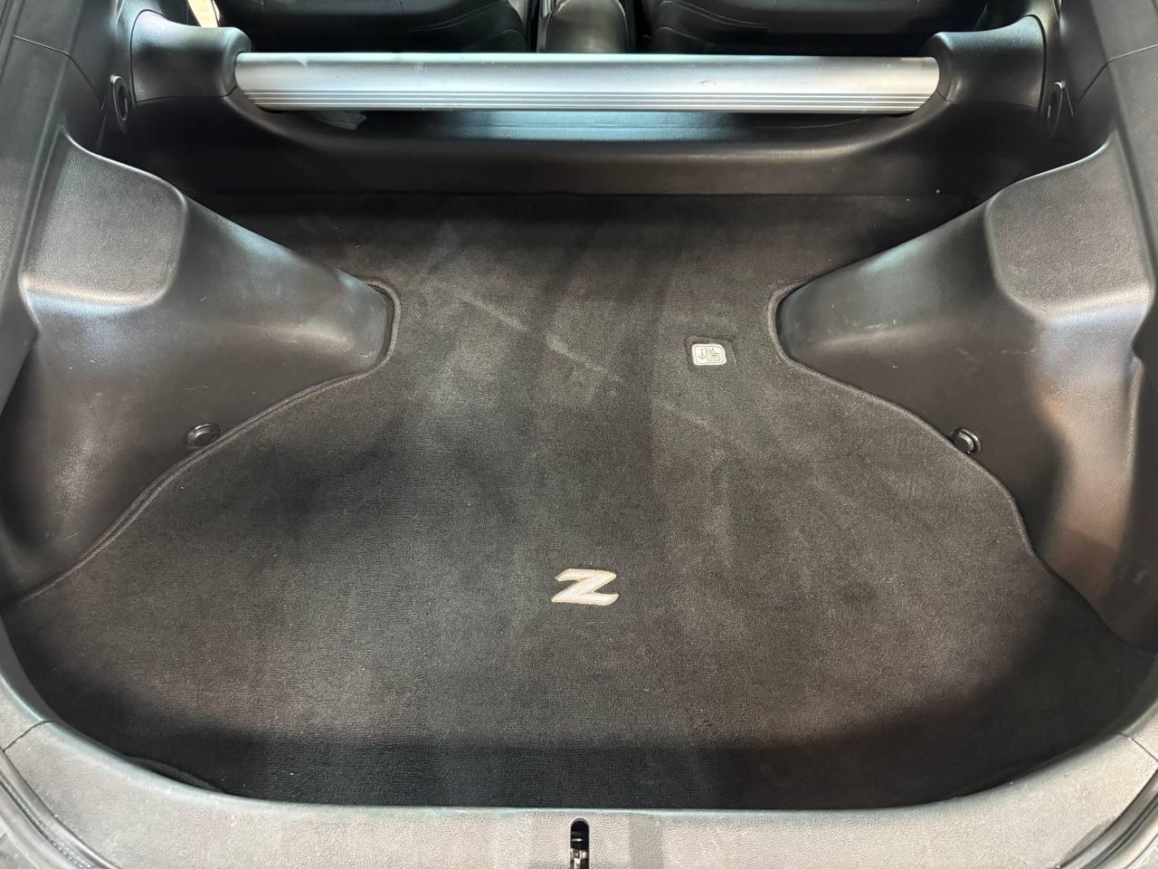 Nissan 370Z 2dr Cpe Auto 2012