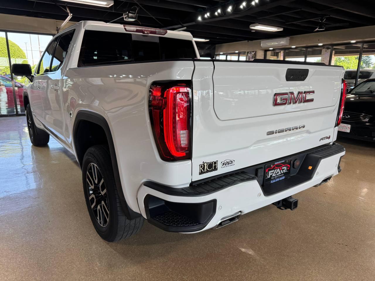 GMC Sierra 1500 4WD Crew Cab 147" AT4 2020