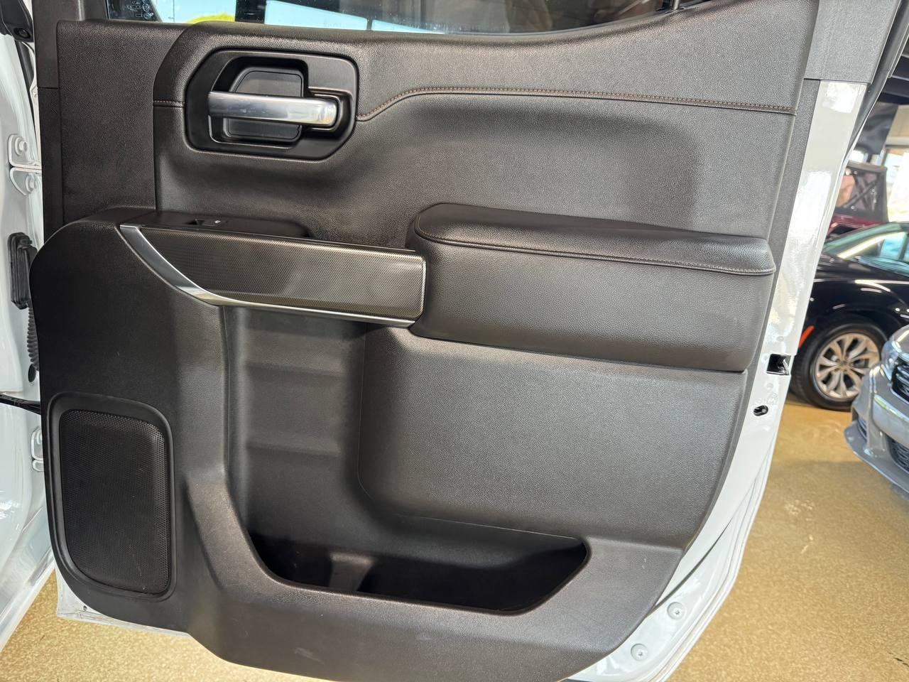 GMC Sierra 1500 4WD Crew Cab 147" AT4 2020