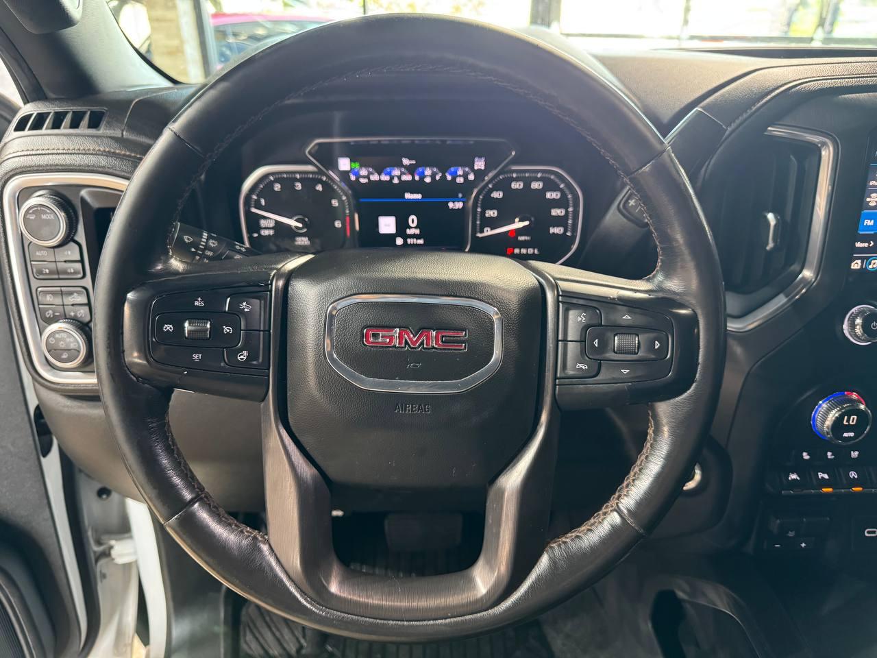 GMC Sierra 1500 4WD Crew Cab 147" AT4 2020