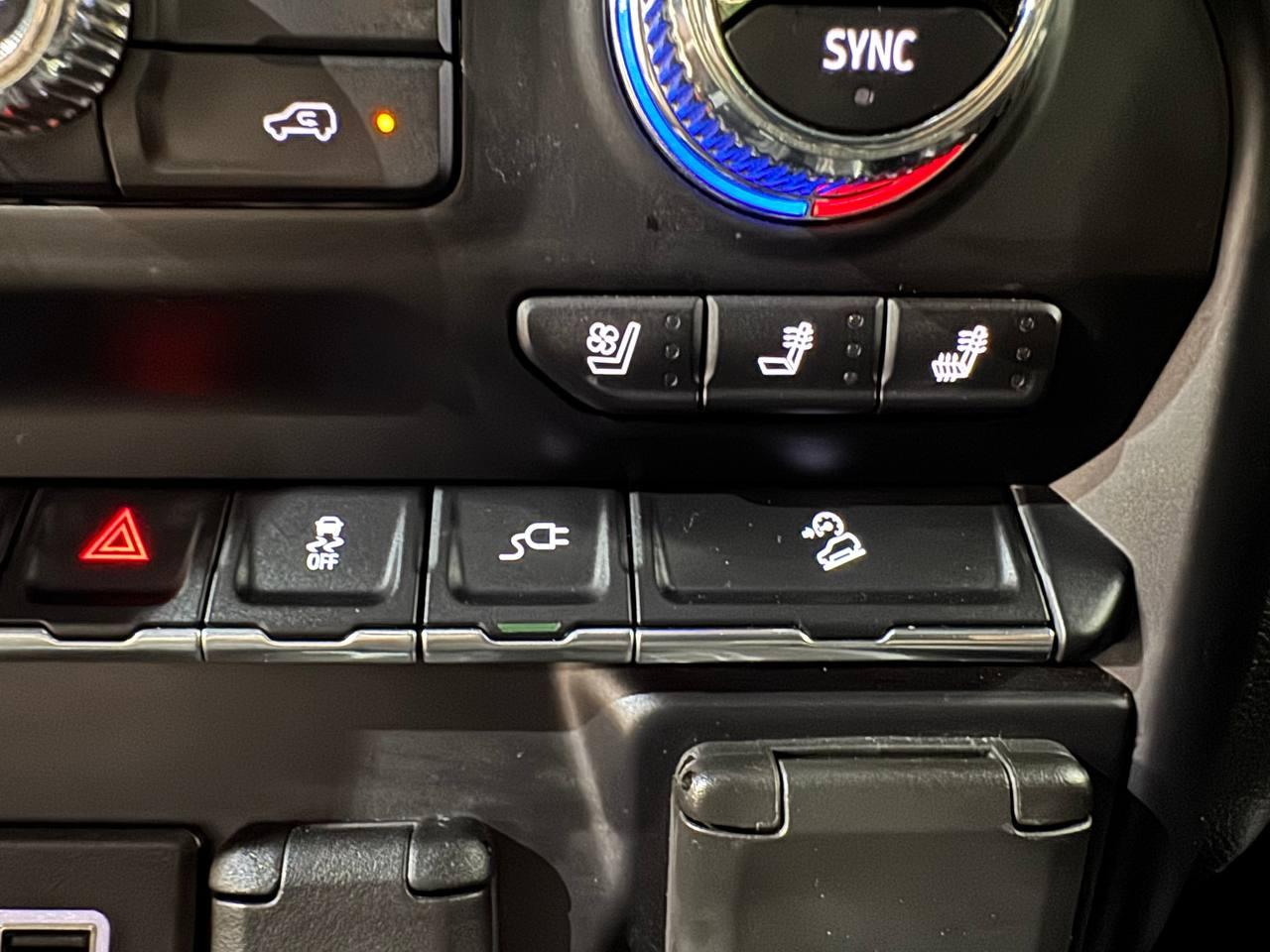 GMC Sierra 1500 4WD Crew Cab 147" AT4 2020