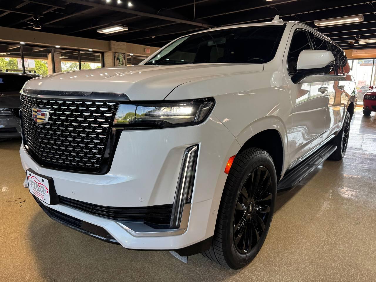 Cadillac Escalade ESV 2WD 4dr Luxury 2021