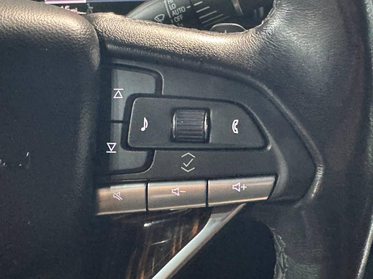 Cadillac Escalade ESV 2WD 4dr Luxury 2021