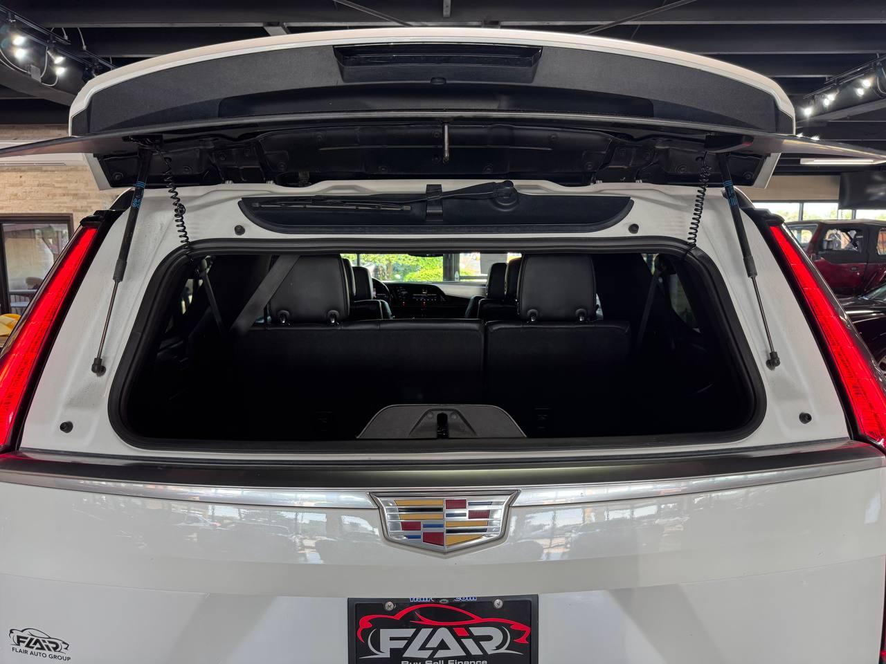 Cadillac Escalade ESV 2WD 4dr Luxury 2021