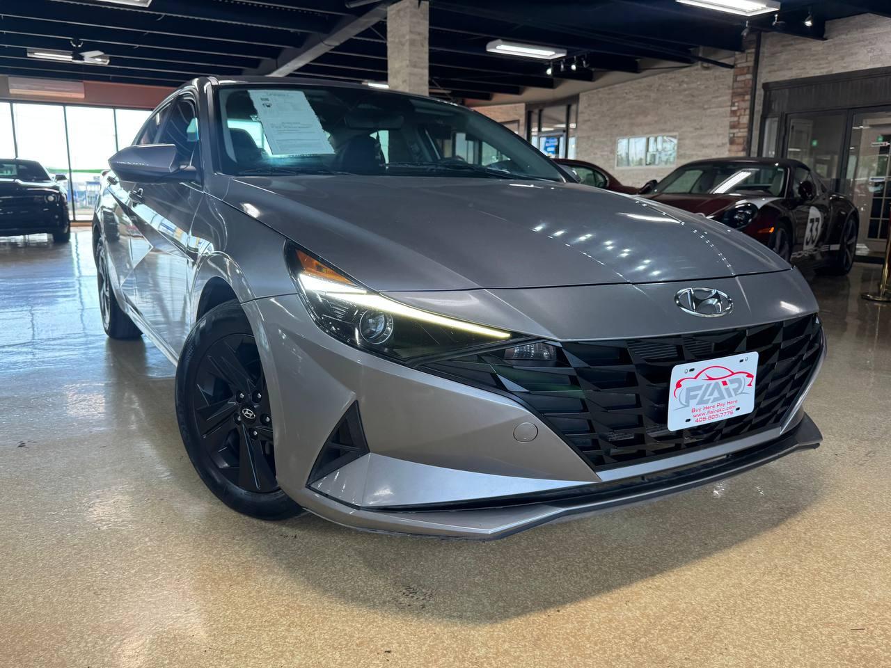 Hyundai Elantra SEL IVT 2023