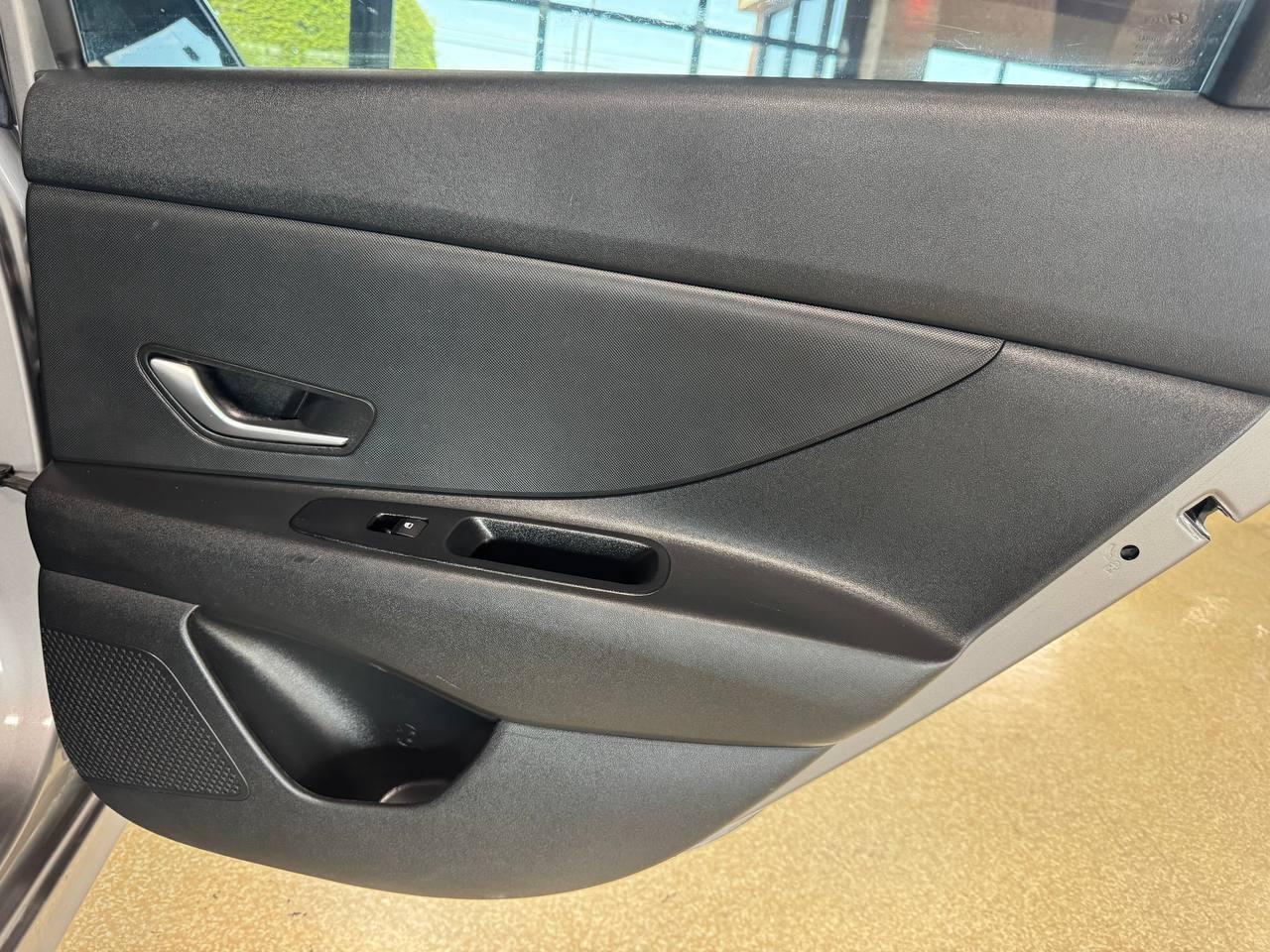 Hyundai Elantra SEL IVT 2023